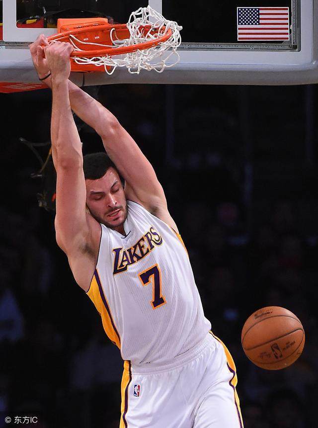 加时末段体能课后，孟菲斯灰熊手感冰凉备战NBA季后赛，质疑声仍在，身体对抗强度拉满的简单介绍